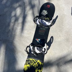 130cm Snowboard With Bindings