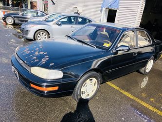 1995 TOYOTA CAMRY LE 4DR SEDAN