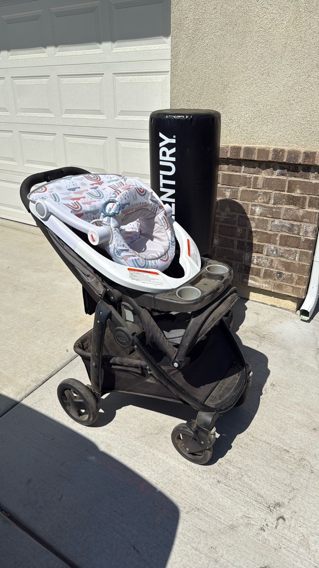 Free Stroller, Sitter, Kick Bag