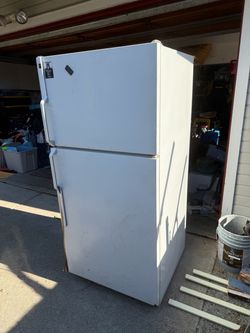 Hot point refrigerator