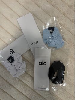 Alo hair accessory