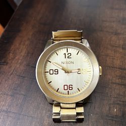Nixon Watch