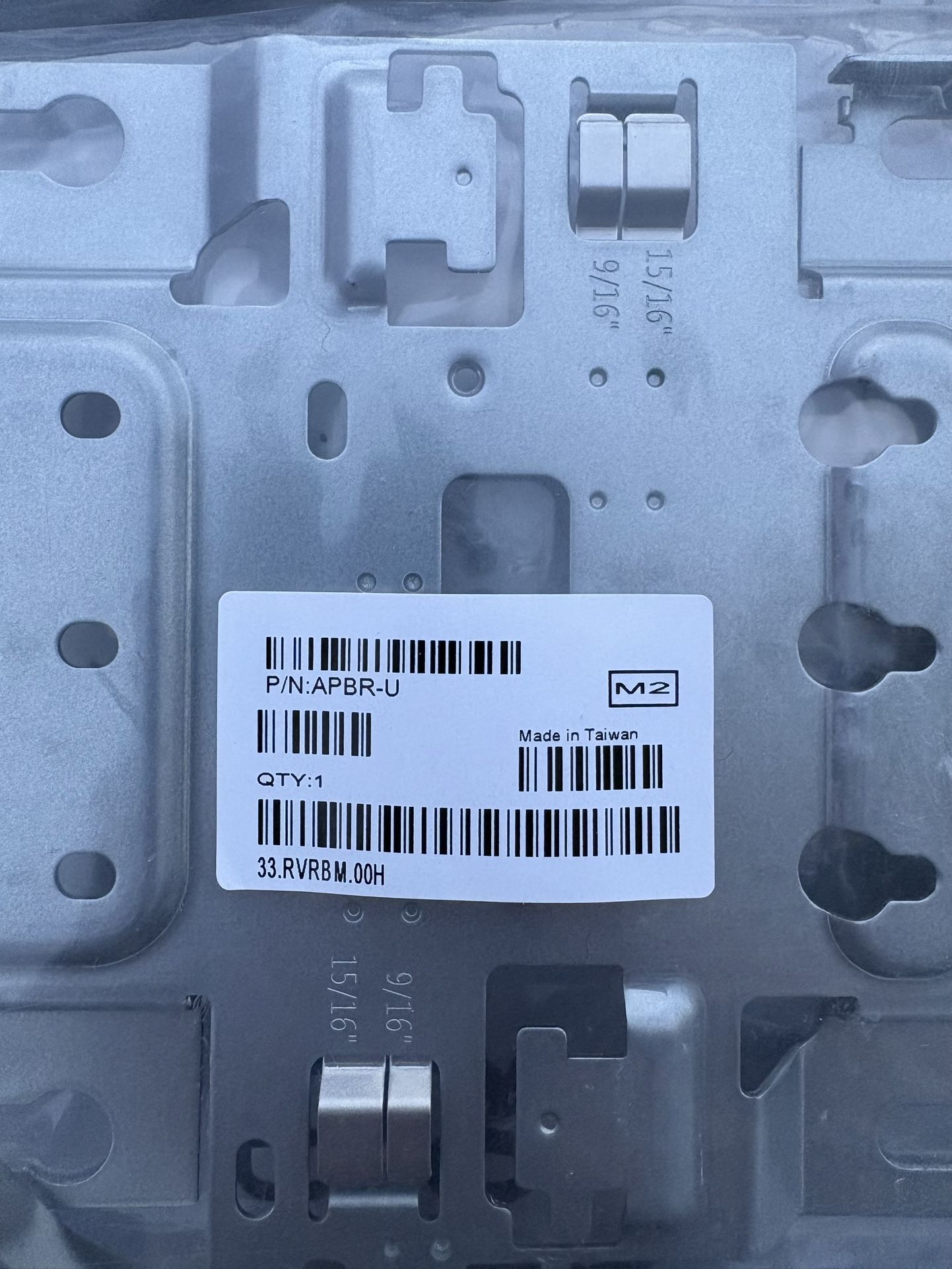 GENUINE Cisco Universal Mount Bracket APBR-U AiroNet 3702 AIR-CAP3702E-A-K9