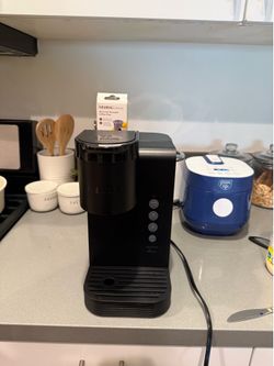 Keurig coffee machine with extra pod
