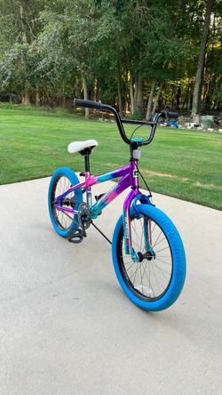 BICYCLE GENESIS-18 lLLUSION MALIBU FREESTYLE Works & Runs GREAT 👍 like new