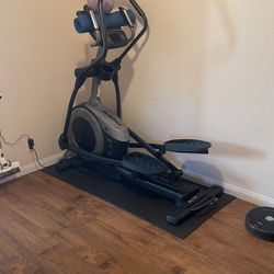Like New Nordic Track ELite 10.9i