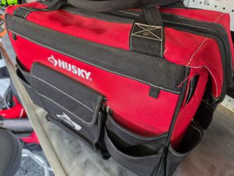 Husky 18" rolling tool bag