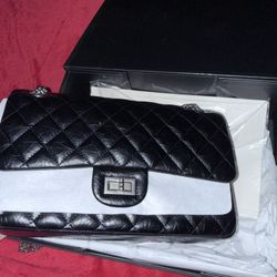 Authentic Chanel Reissue 2.55 Size 225 – Aged Calfskin – Full Set