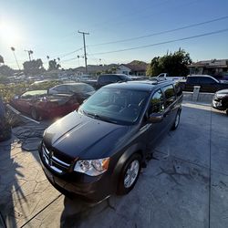 2017 Dodge caravan