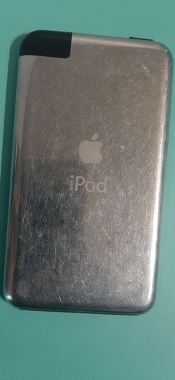 Old-school APPLE 🍎  IPOD Working Condition 