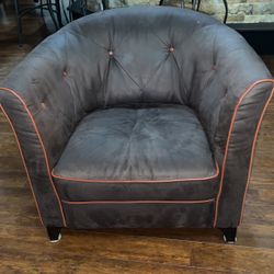 Beautiful Accent Natuzzi Chair 