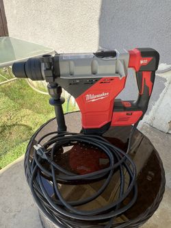 Milwaukee 1-3/4” SDS Plus Rotary Hammer / Like New