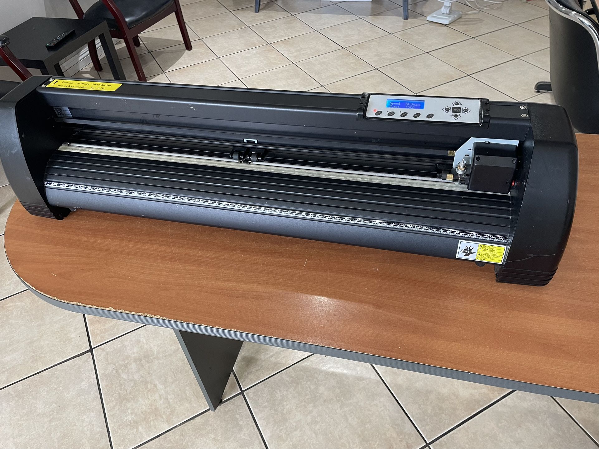Used 34 Inch Industrial Vinyl Cutter Plotter