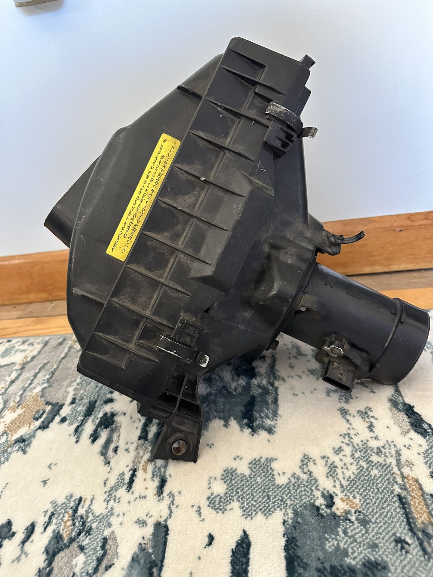 03-06 Nissan 350z Stock OEM Air Box