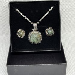 New African Turquoise Pendant & Earring Set 