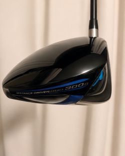 Like New Cleveland Launcher DST 9.0 Driver - Diamana Stiff Flex Shaft - Used 5x