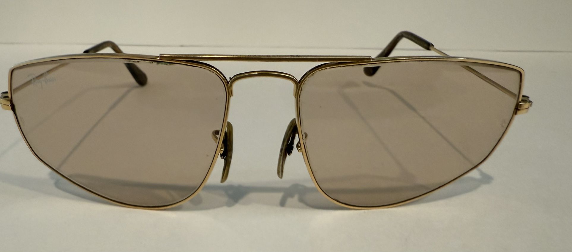 Vintage Ray-Ban Sunglasses Fashion Metals Arms w Photochromic Lenses