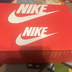 Women Nike Slides 