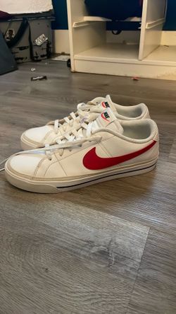 Nike Court Legacy