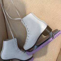 Used Jackson Glacier 220 Women Figure Skates Size 7 