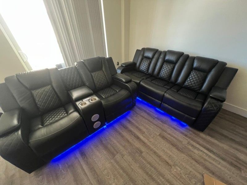 Vendo Sofa Y Loveseat Reclinable Electrónico