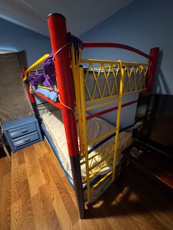 Bunk bed