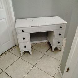 Vintage Desk 