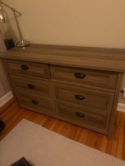 Dresser