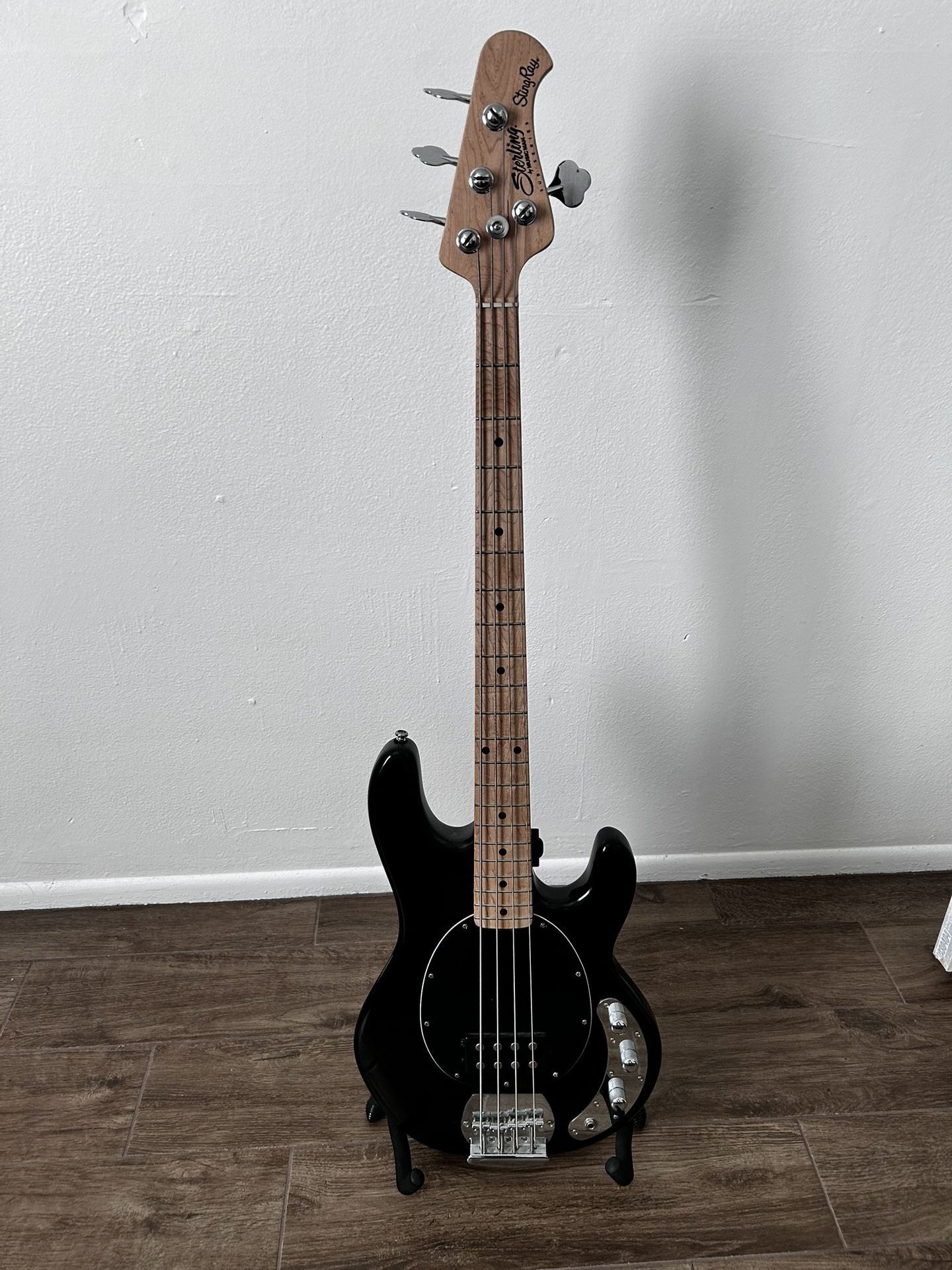 Sterling Stingray Ray4 Bass -- Black
