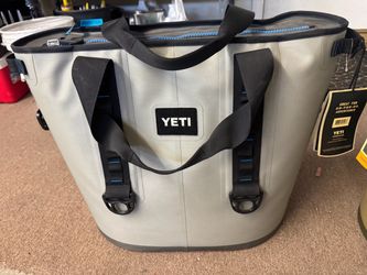 YETI Hopper Soft-Sided Cooler Bag