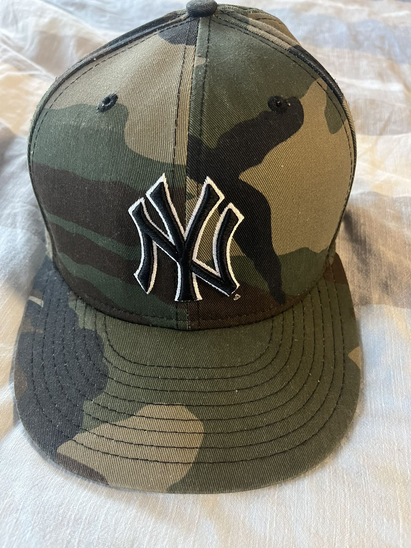 New York Yankees Camo New Era 5150 7 3/8 Fitted Cap