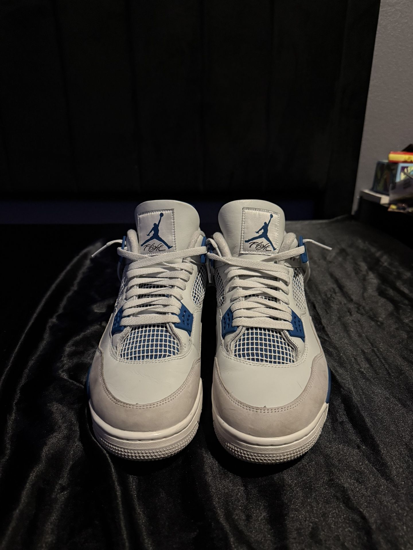 Jordan 4 Retro Military Blue