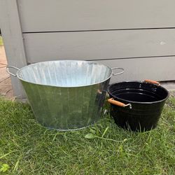 2 metal planters or party tubs