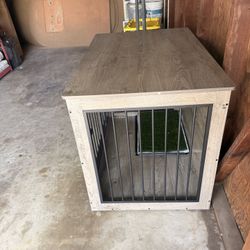 Dog Crate Almost New
