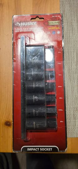 Husky socket set 1/2