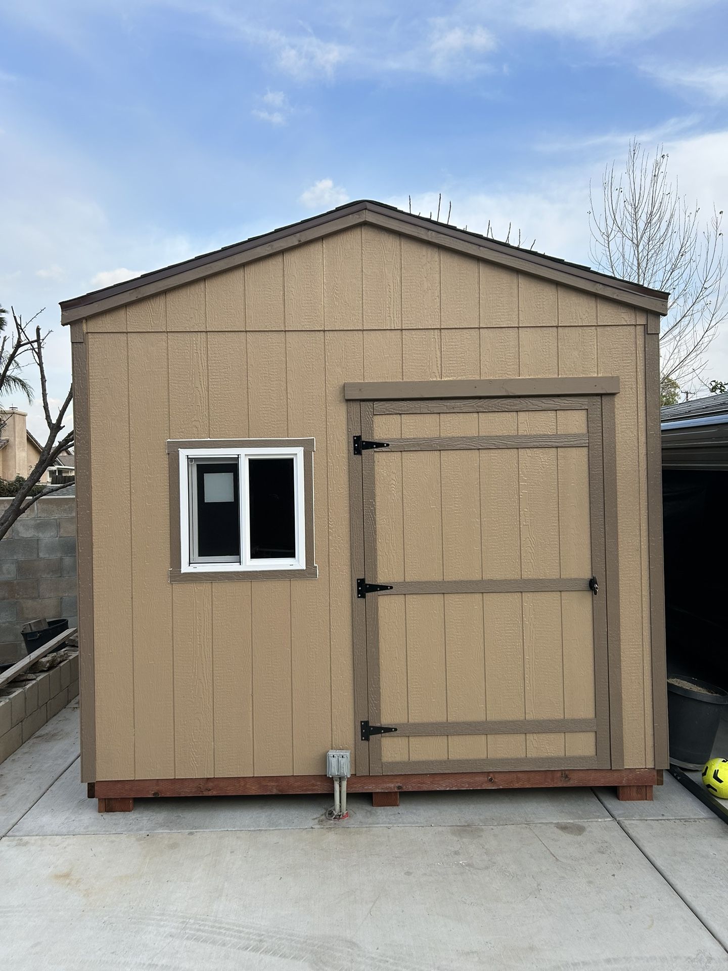 Shed 10x12x10