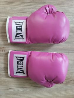 🥊 Everlast 12 oz Wrist Strap Training Boxing Gloves - Never Used - $20 Firm