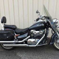 2006 Suzuki Cruiser 