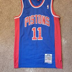 Isiah Thomas Hardwood Classic. Size M