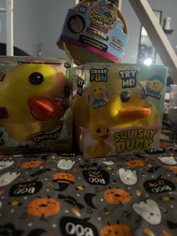 Giant ducks / dumpiling