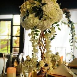 Gold Centerpieces W/O Flowers