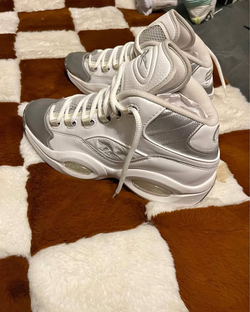 Size 11.5 REEBOK men’s shoes , great conditions