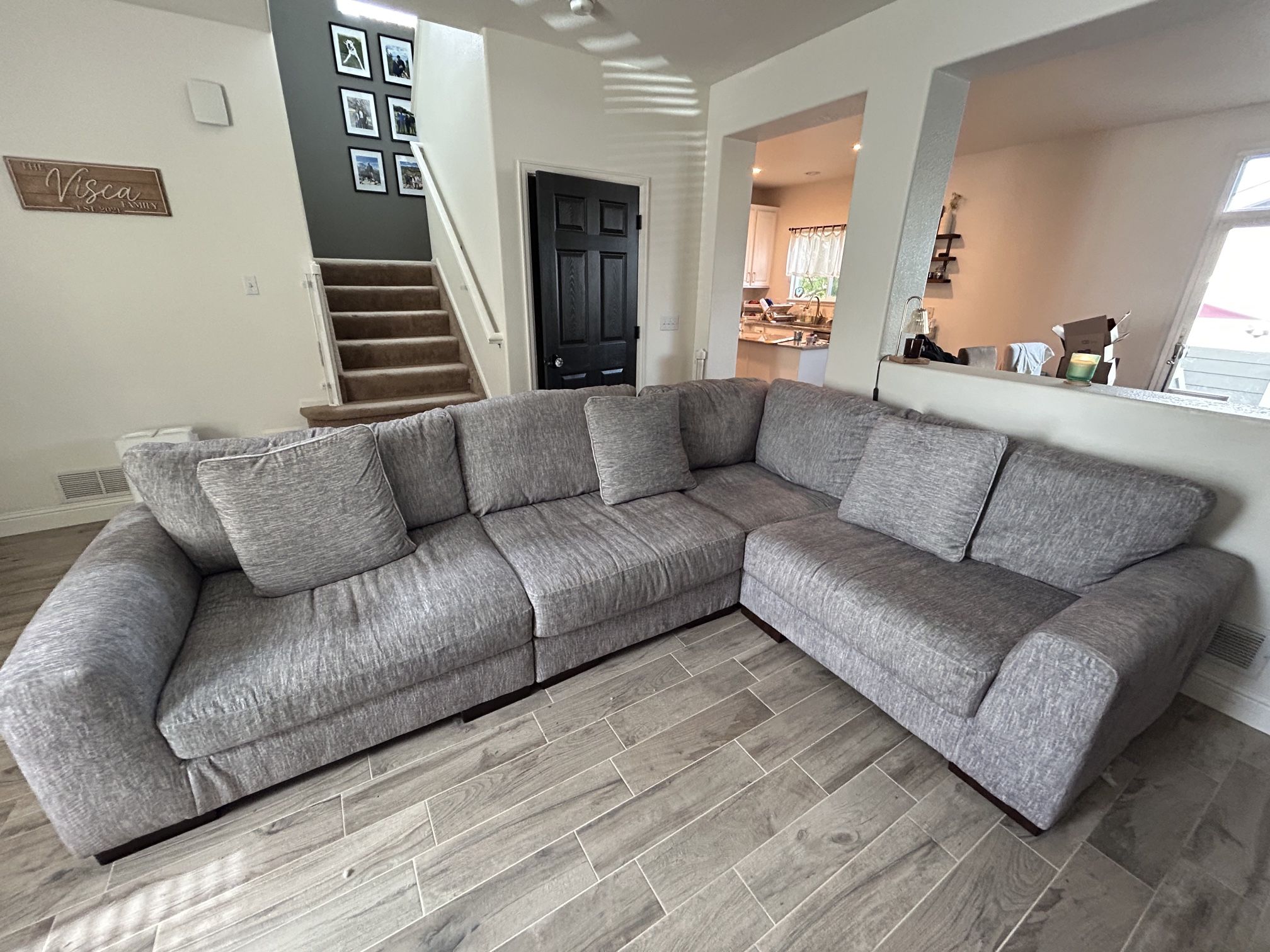 4 piece Sectional Sofa