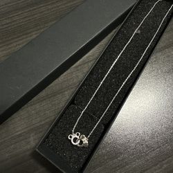 Disney Mickey Mouse Necklace – Silver Sparkle Pendant