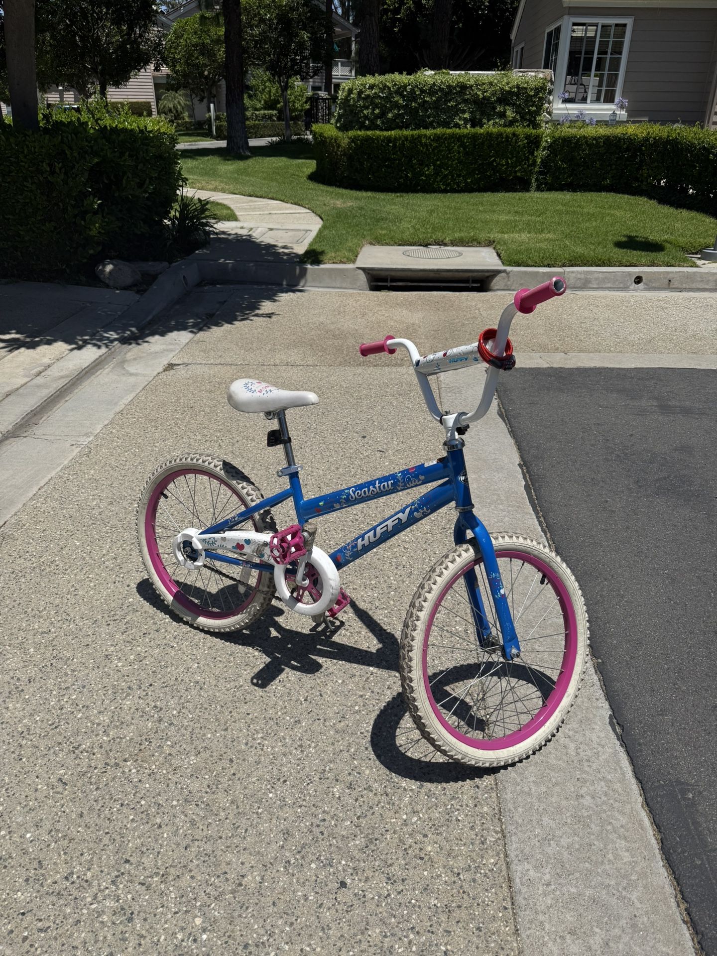 Huffy Seastar Kids Bike – 20” Wheels – Great Condition!