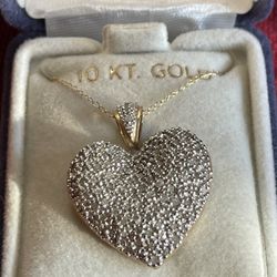 10k Gold Diamond Necklace 