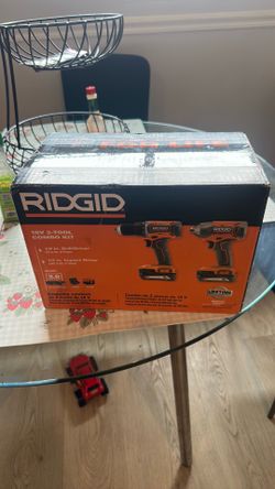 New RIDGID 18V Cordless 2-Tool Combo Kit (Drill & Impact Driver)