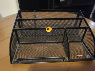 Medium wire desk organizer- Must PickUp