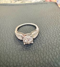 Engagement Ring 14k white gold size 8