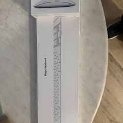 Apple Magic Keyboard Lightning Cable Type With Mouse USB-C Type 